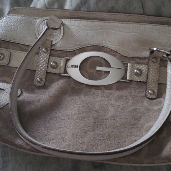 Guess bag - Picture 2 of 8